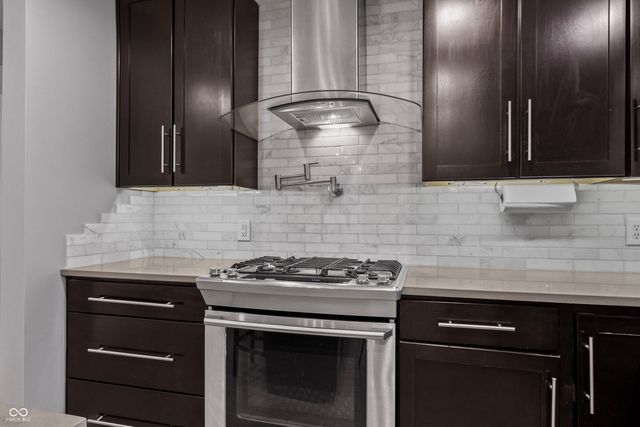 6435 Breamore Road, Indianapolis, IN 46220