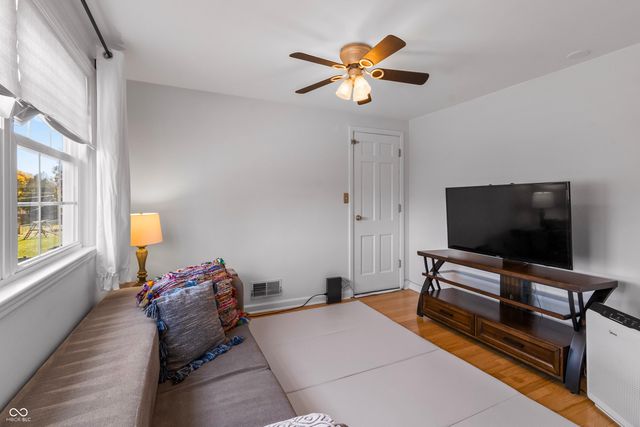 6435 Breamore Road, Indianapolis, IN 46220