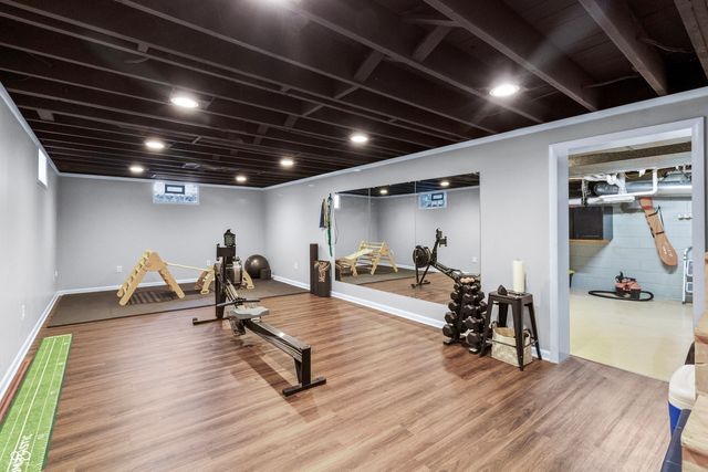 6435 Breamore Road, Indianapolis, IN 46220