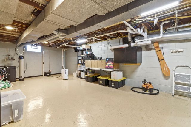 6435 Breamore Road, Indianapolis, IN 46220