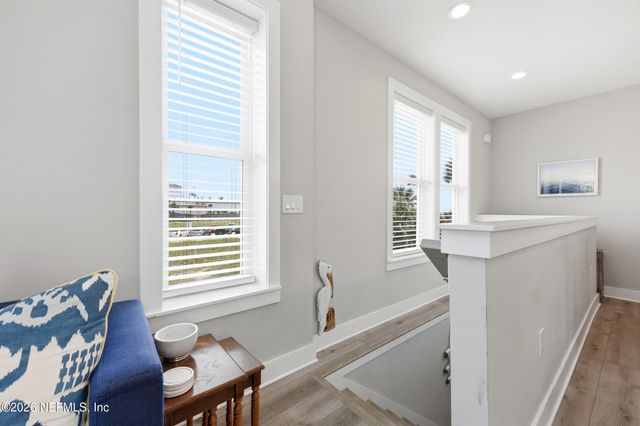 115 1ST Street S, Jacksonville Beach, FL 32250