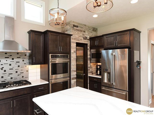 23603 Berry Street, Elkhorn, NE 68022