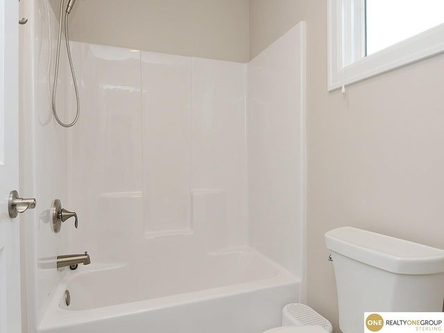 23603 Berry Street, Elkhorn, NE 68022