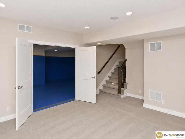 23603 Berry Street, Elkhorn, NE 68022