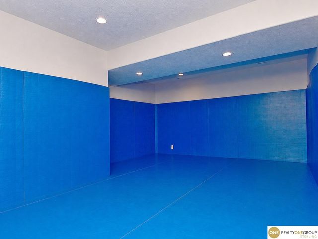 23603 Berry Street, Elkhorn, NE 68022