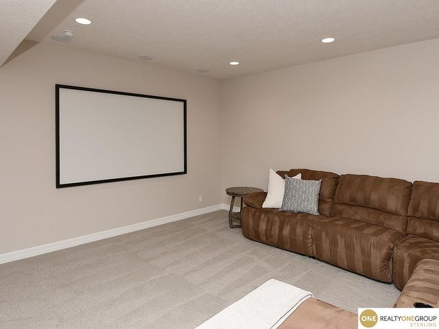 23603 Berry Street, Elkhorn, NE 68022