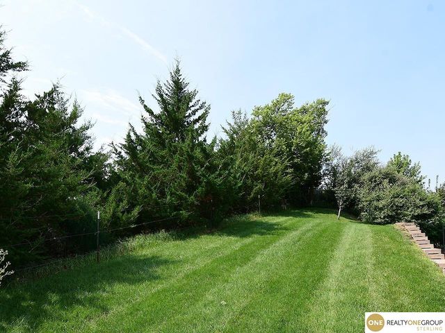 23603 Berry Street, Elkhorn, NE 68022
