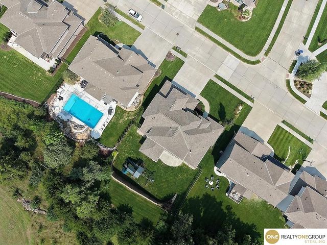 23603 Berry Street, Elkhorn, NE 68022