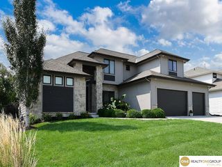 23603 Berry Street, Elkhorn, NE 68022