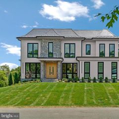 1044 CARPER ST, Mclean, VA 22101