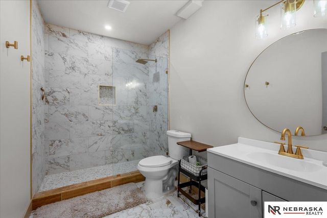 429 N 163rd Street, Omaha, NE 68118