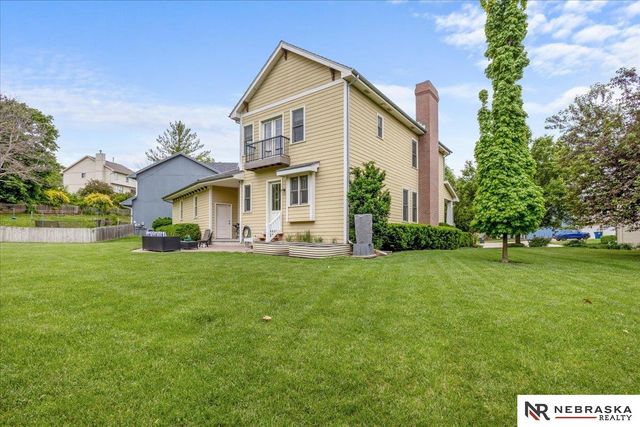 429 N 163rd Street, Omaha, NE 68118