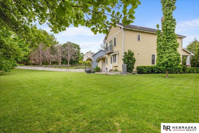 429 N 163rd Street, Omaha, NE 68118