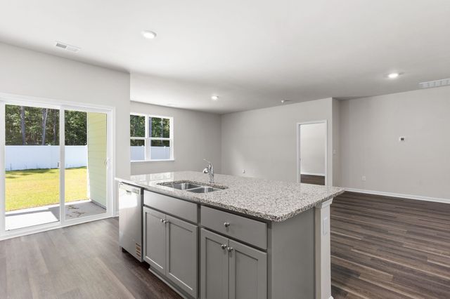 306 Ridley St, Longs, SC 29568