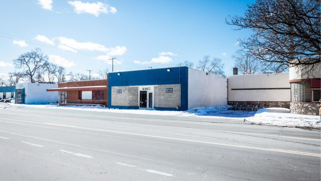16813 WYOMING Street, Detroit, MI 48221