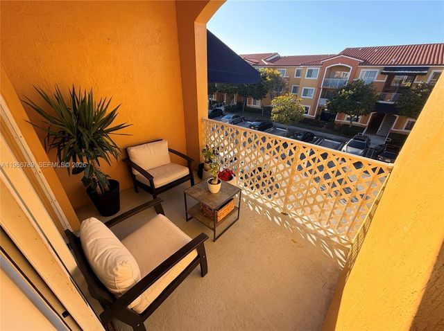 20930 SW 87th Ave 305, Cutler Bay, FL 33189