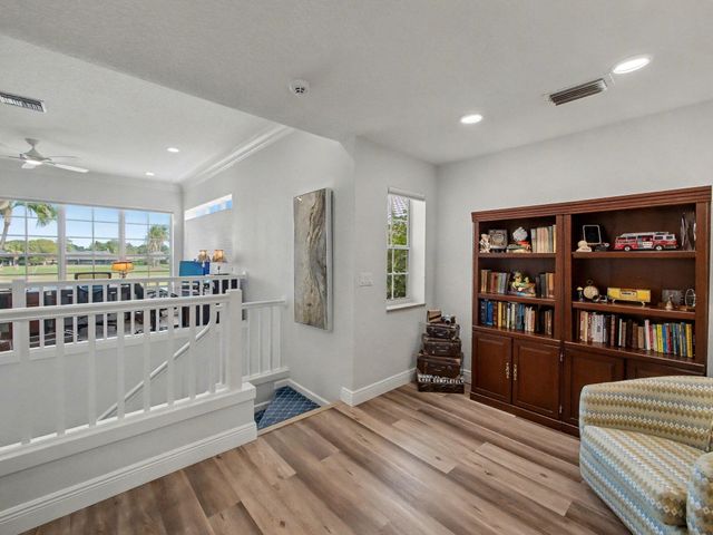 81 Via Verona, Palm Beach Gardens, FL 33418