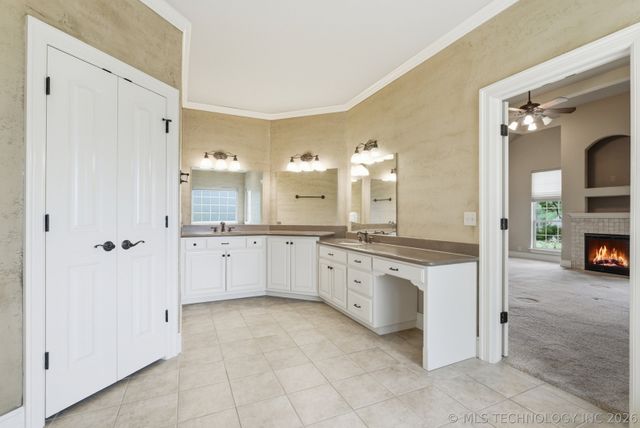 7337 S 285 Place E, Broken Arrow, OK 74014