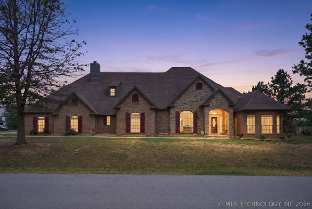 7337 S 285 Place E, Broken Arrow, OK 74014