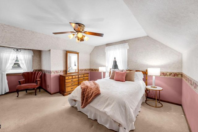 W248S7045 Sugar Maple DRIVE, Waukesha, WI 53189