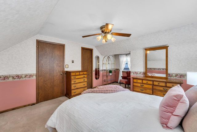 W248S7045 Sugar Maple DRIVE, Waukesha, WI 53189