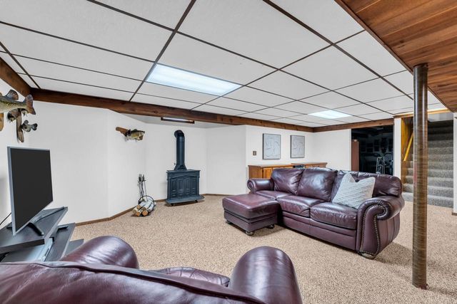 W248S7045 Sugar Maple DRIVE, Waukesha, WI 53189