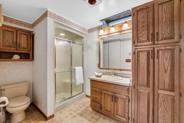 W248S7045 Sugar Maple DRIVE, Waukesha, WI 53189