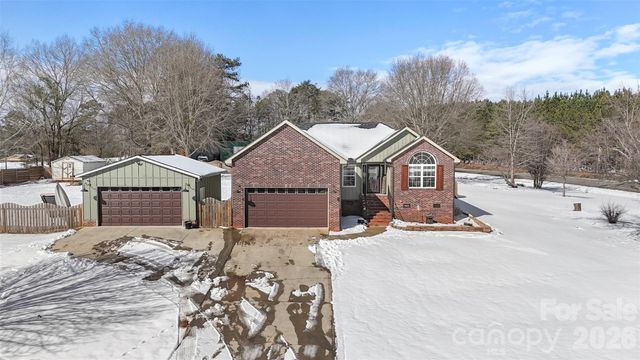 104 Heinz Road, Grover, NC 28073