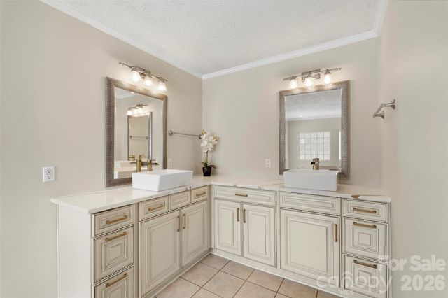 104 Heinz Road, Grover, NC 28073