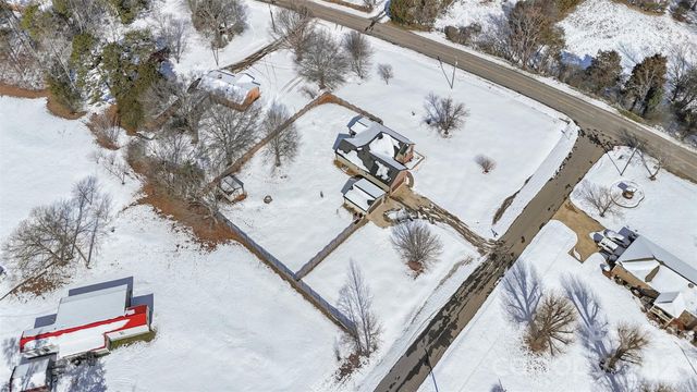 104 Heinz Road, Grover, NC 28073