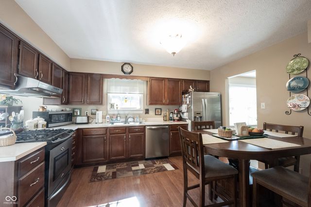 12559 Pointer Place, Fishers, IN 46038