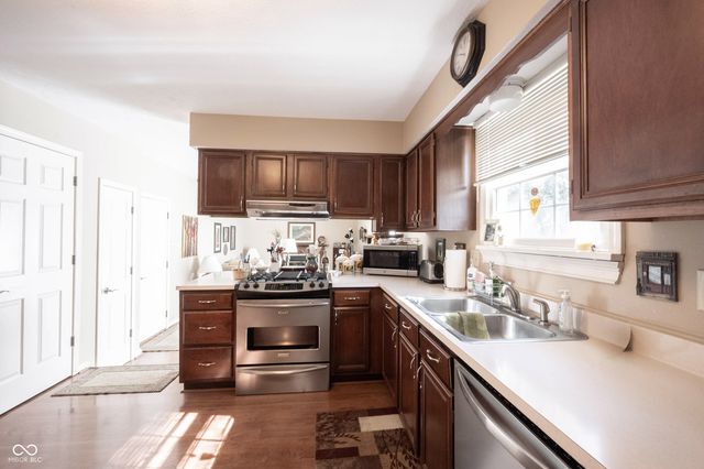 12559 Pointer Place, Fishers, IN 46038