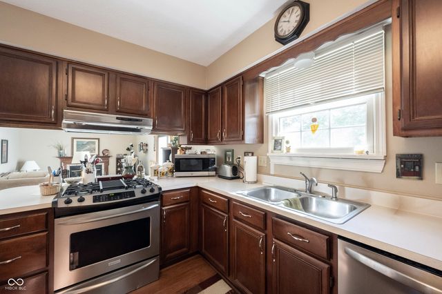 12559 Pointer Place, Fishers, IN 46038