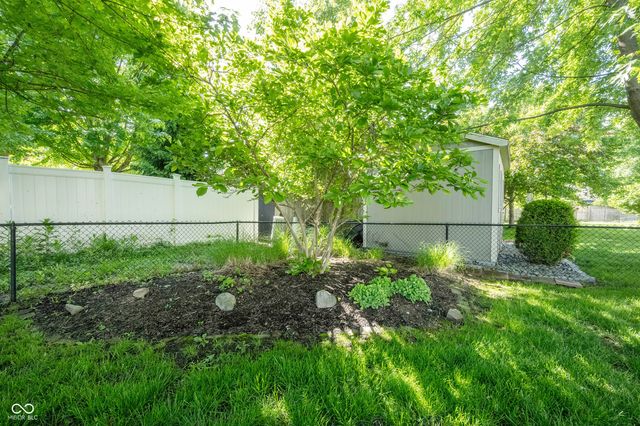 12559 Pointer Place, Fishers, IN 46038