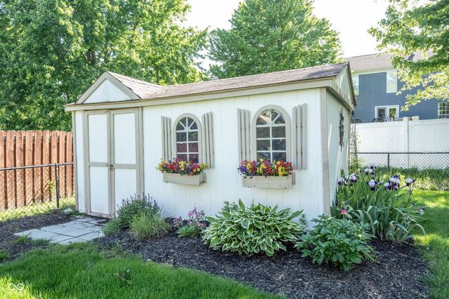 12559 Pointer Place, Fishers, IN 46038