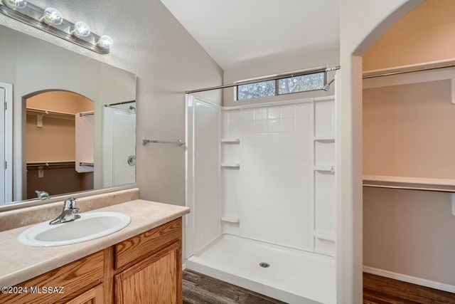 13194 E Mineta Ridge Drive, Vail, AZ 85641