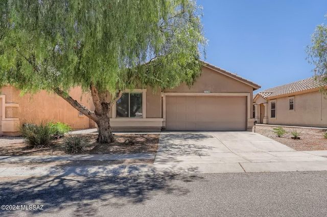 13194 E Mineta Ridge Drive, Vail, AZ 85641