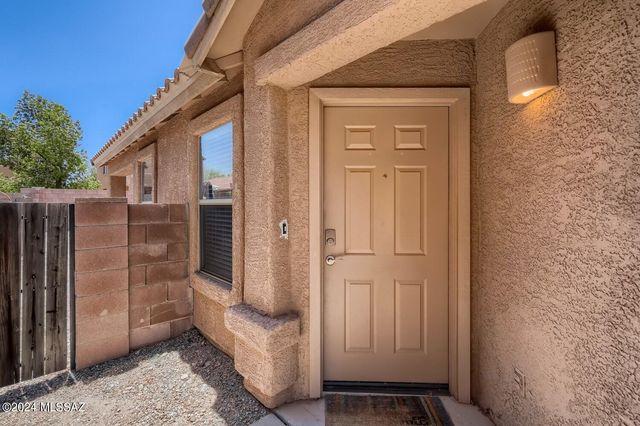 13194 E Mineta Ridge Drive, Vail, AZ 85641
