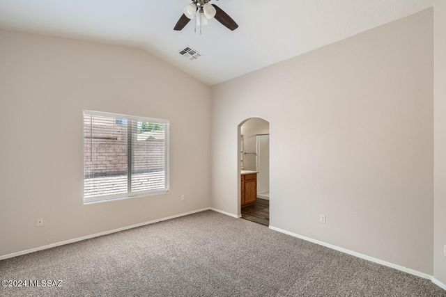 13194 E Mineta Ridge Drive, Vail, AZ 85641