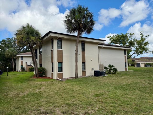 2700 NEBRASKA AVENUE 1-106, Palm Harbor, FL 34684