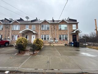 160 Beach 30th Street, Far Rockaway, NY 11691