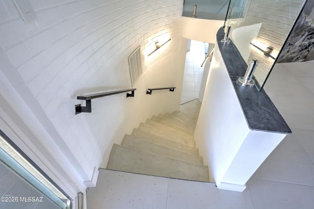 4939 E River Road, Tucson, AZ 85718