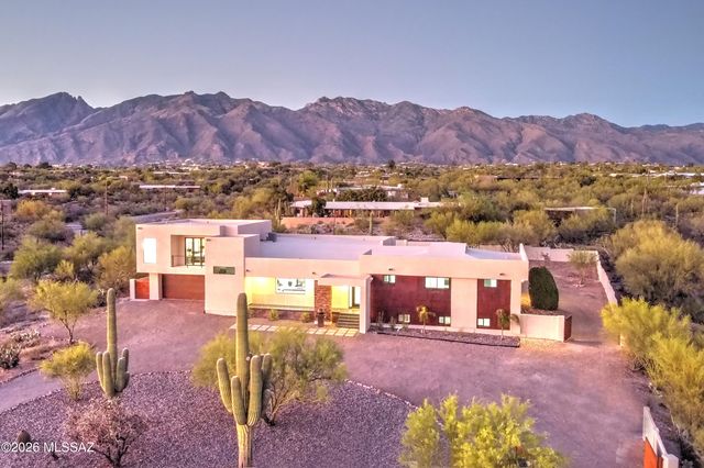4939 E River Road, Tucson, AZ 85718