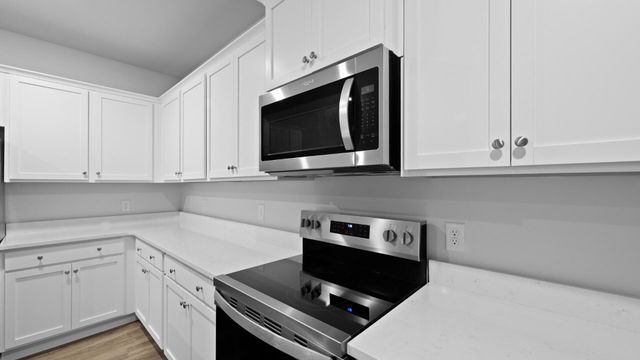 553 Gahagan Road, Summerville, SC 29486