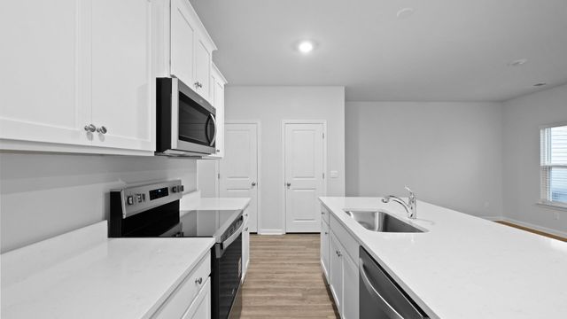 553 Gahagan Road, Summerville, SC 29486