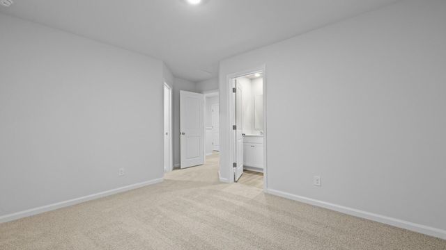 553 Gahagan Road, Summerville, SC 29486