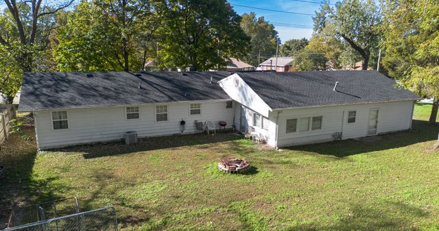 2410 South Fremont Avenue South, Springfield, MO 65804