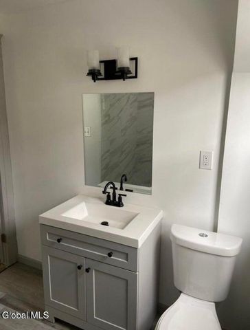 661 Myrtle Avenue, Albany, NY 12208