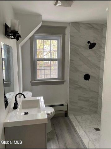 661 Myrtle Avenue, Albany, NY 12208