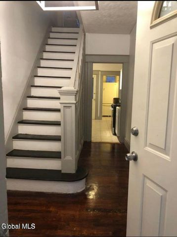 661 Myrtle Avenue, Albany, NY 12208